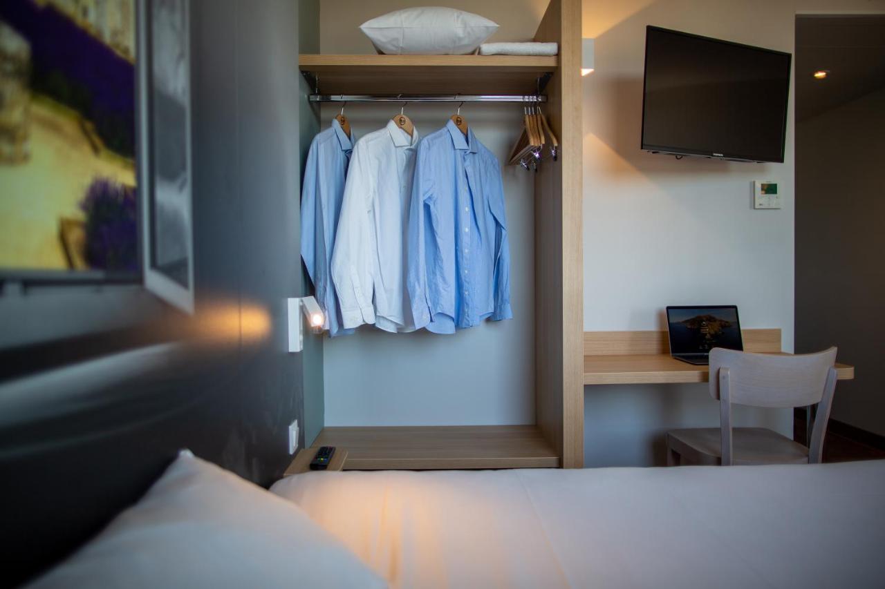 B&B Hotel เลแซร์บิเย ภายนอก รูปภาพ